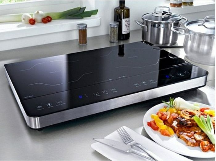 Bếp từ dương dễ dàng di chuyển