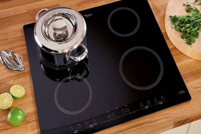 Bếp từ Ý sản xuất trên dây chuyền công nghệ Châu Âu