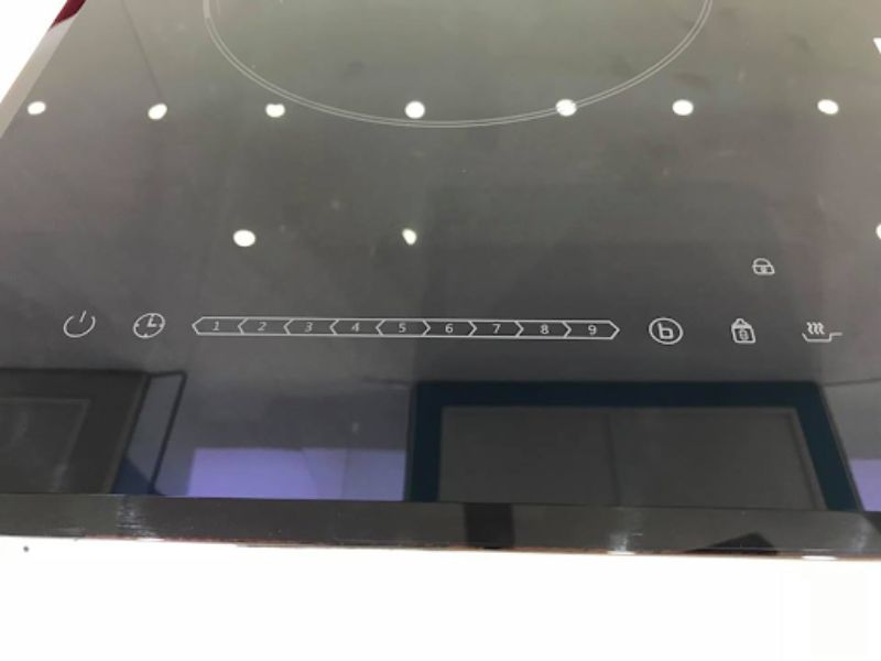 Bếp từ Faster FS-999I tích hợp nhiều tính năng thông minh