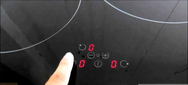 Đánh giá qua tính năng